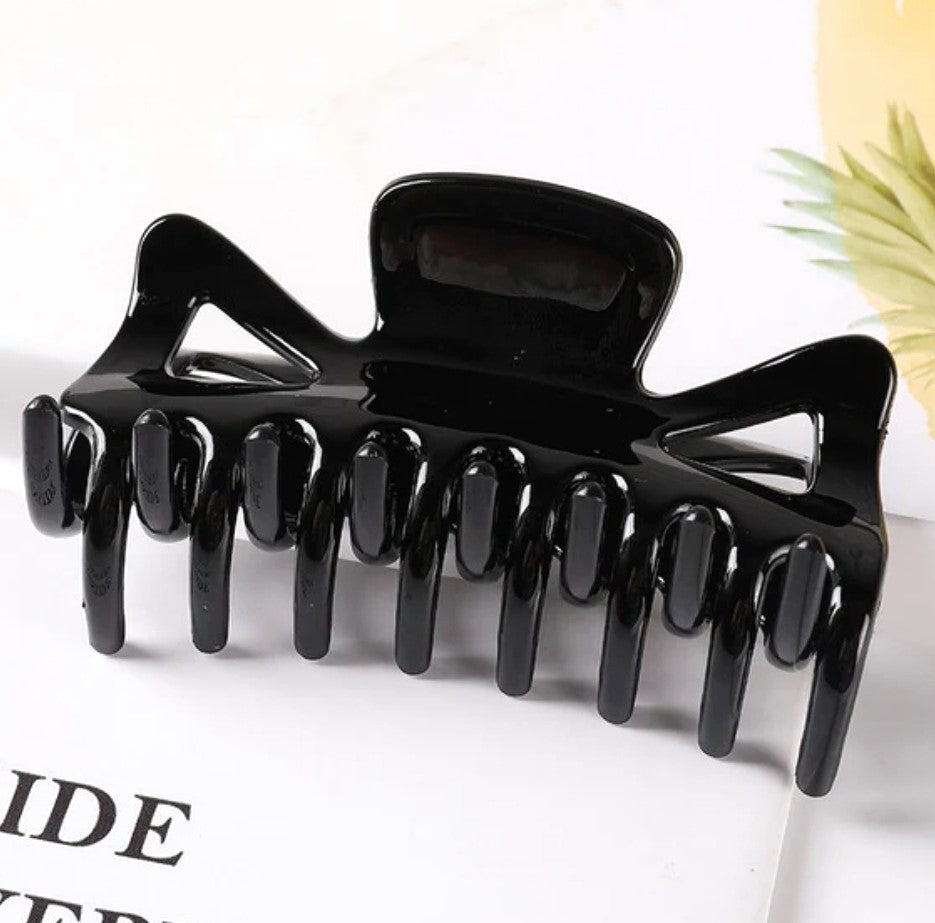 Hair Claw Clasp Medium Size Black